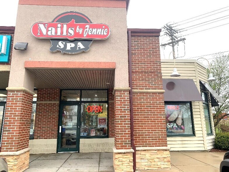 More Photos Of 3868 E Washington Ave, Madison Freestanding For Lease