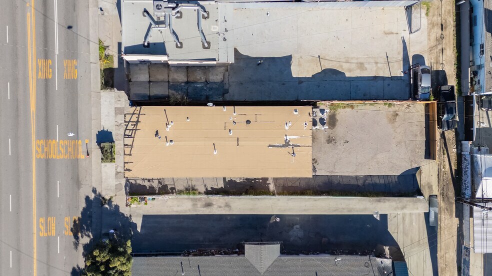 More Photos Of 4610 Compton Ave, Los Angeles Apartments For Sale