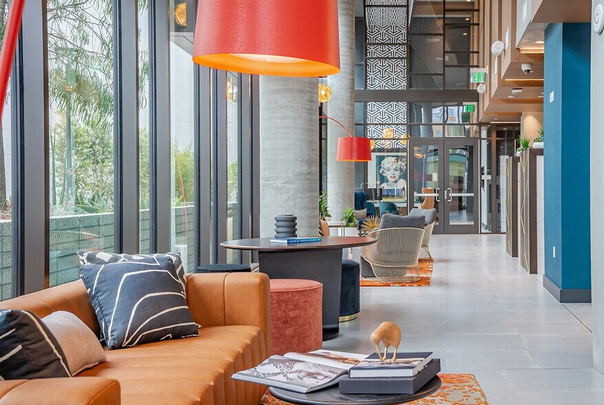 More Photos Of 6240 W Sunset Blvd, Los Angeles Apartments For Lease