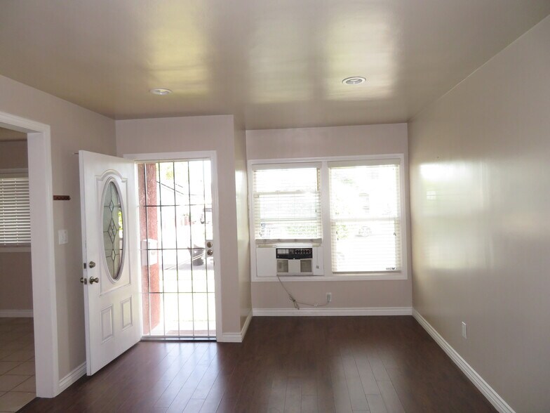 More Photos Of 9833 Walnut St, Bellflower Apartments For Sale