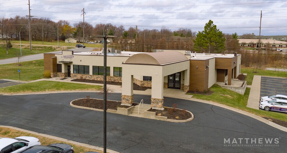 More Photos Of 2311 Redwood Ave, Independence Medical For Sale