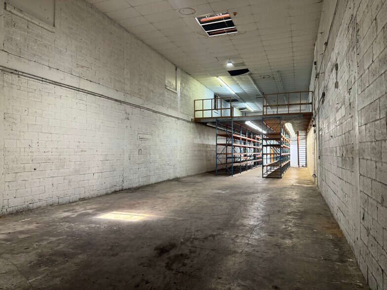 More Photos Of 805-917 SW 17th Ave, Delray Beach Warehouse For Lease