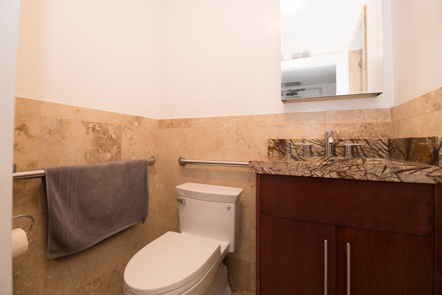 More Photos Of 3840 W 5400 S, Taylorsville Warehouse For Sale