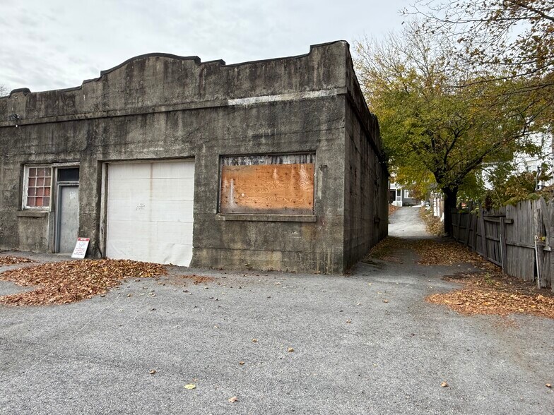 More Photos Of 22 Richmond Ave, Worcester Auto Repair For Sale
