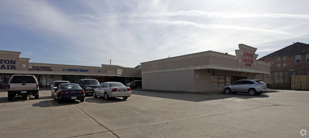 More Photos Of 1101 Highway 6 S, Houston Storefront For Lease
