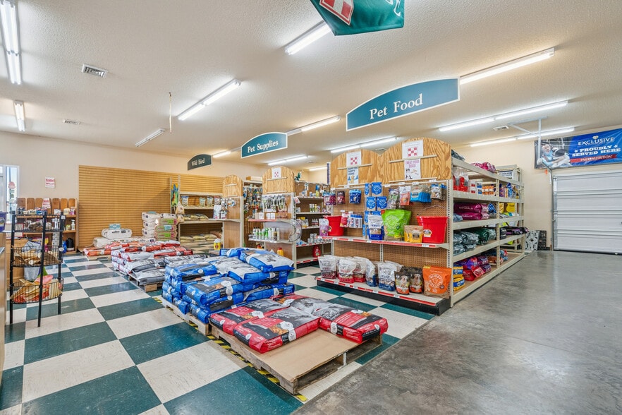 More Photos Of 3620 Flint Ridge Dr, Burlington General Retail For Sale