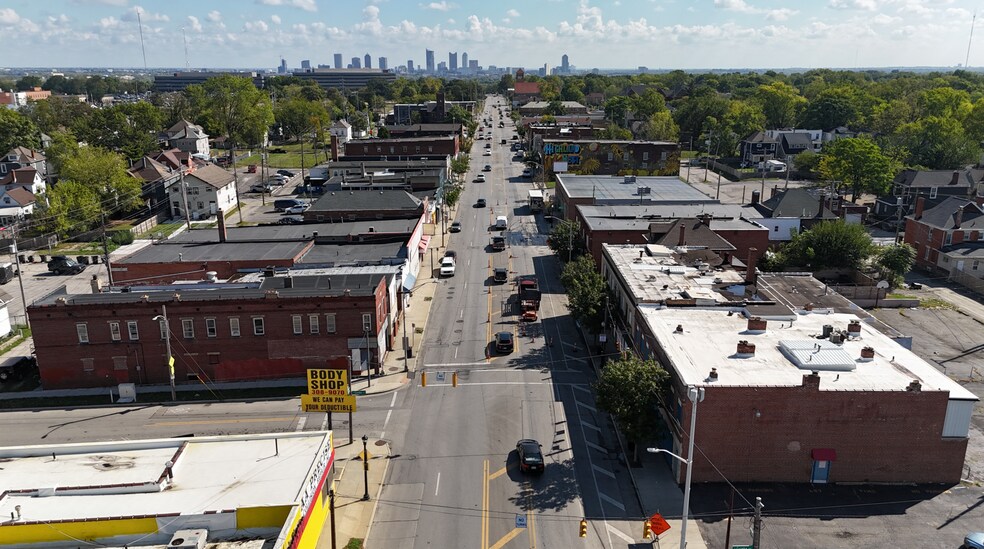 More Photos Of 2420 W Broad St, Columbus Freestanding For Sale