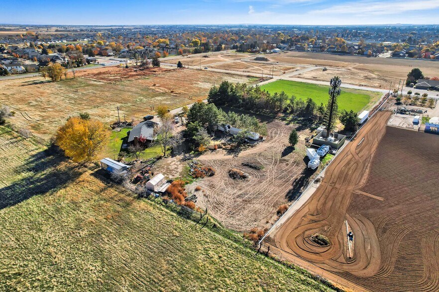 More Photos Of 1800 W Hubbard Rd, Kuna Industrial For Sale