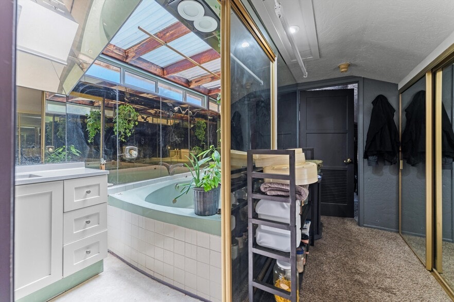 More Photos Of 17539 Elizabeth Lake Rd, Lake Hughes Hotel For Sale