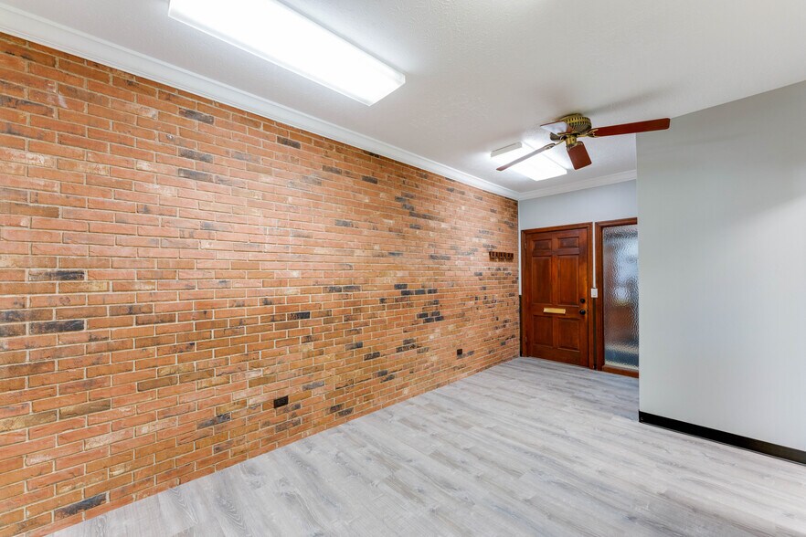More Photos Of 6501 E Livingston Ave, Reynoldsburg Medical For Lease