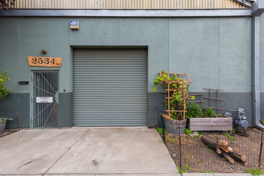 More Photos Of 2534 Magnolia St, Oakland Manufacturing For Sale