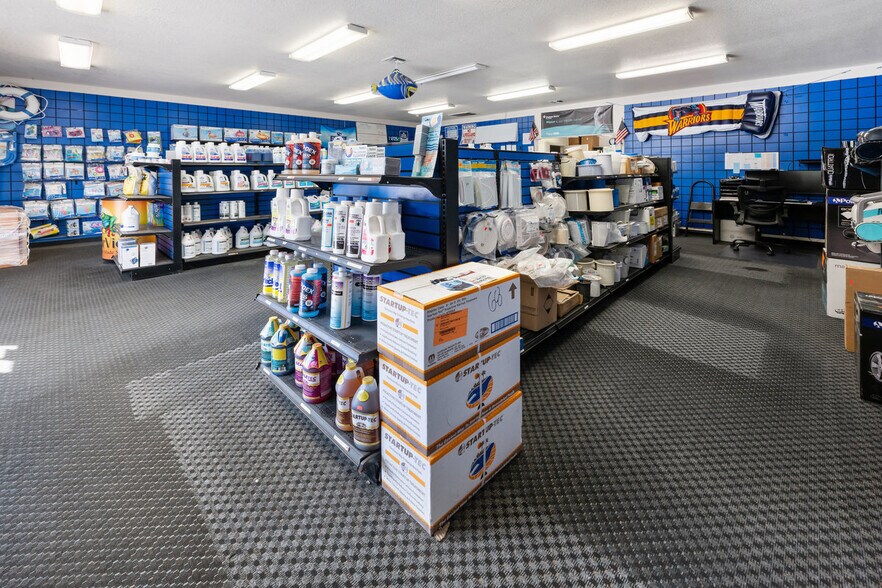 More Photos Of 763 Marsh Rd, Menlo Park Freestanding For Sale