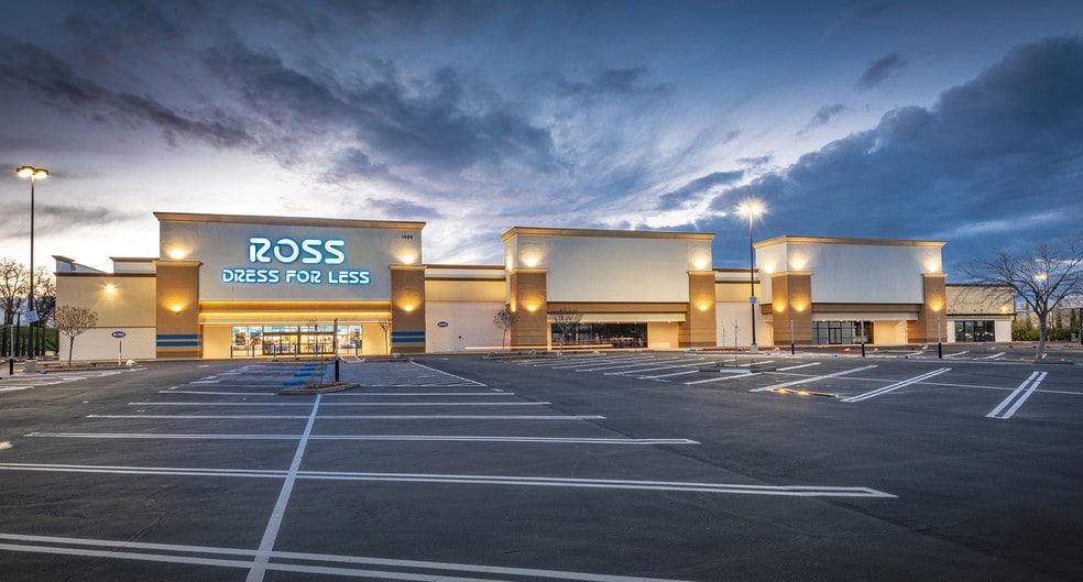 More Photos Of 1025 S Main St, Red Bluff Unknown For Lease