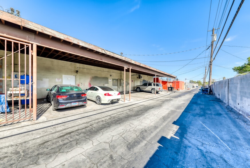 More Photos Of 4211 W Sahara Ave, Las Vegas Storefront Retail Office For Sale