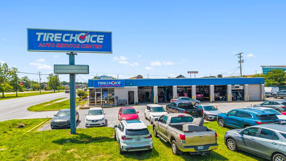 More Photos Of 6285 Rivers Ave, Charleston Auto Repair For Sale