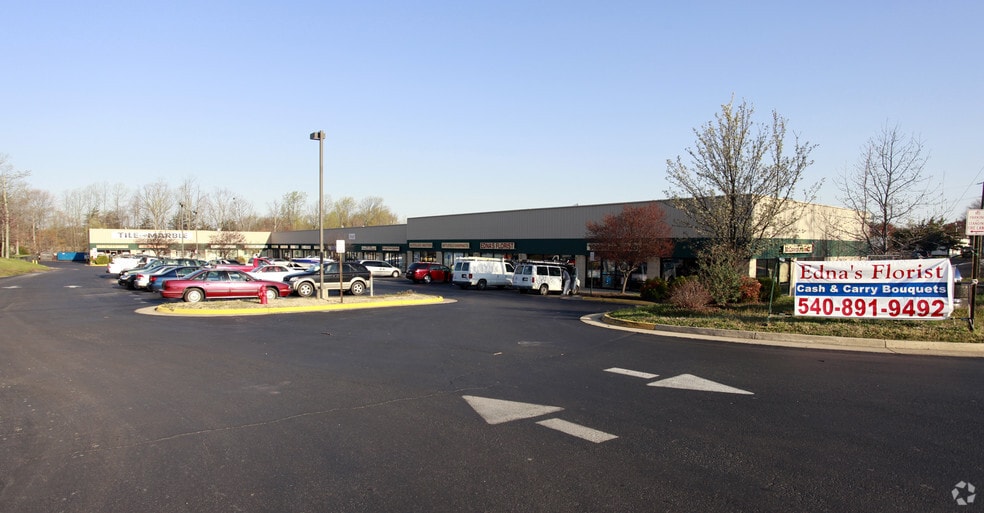 More Photos Of 4715-4763 Patriot Hwy, Fredericksburg Storefront Retail Office For Sale