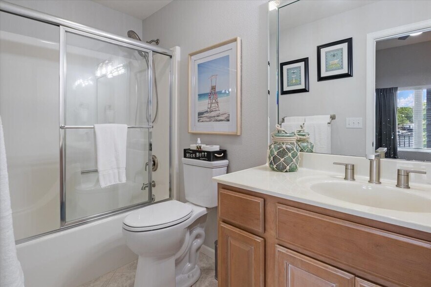 More Photos Of 415 Gardenia Cir, Sunrise Beach Hospitality For Sale