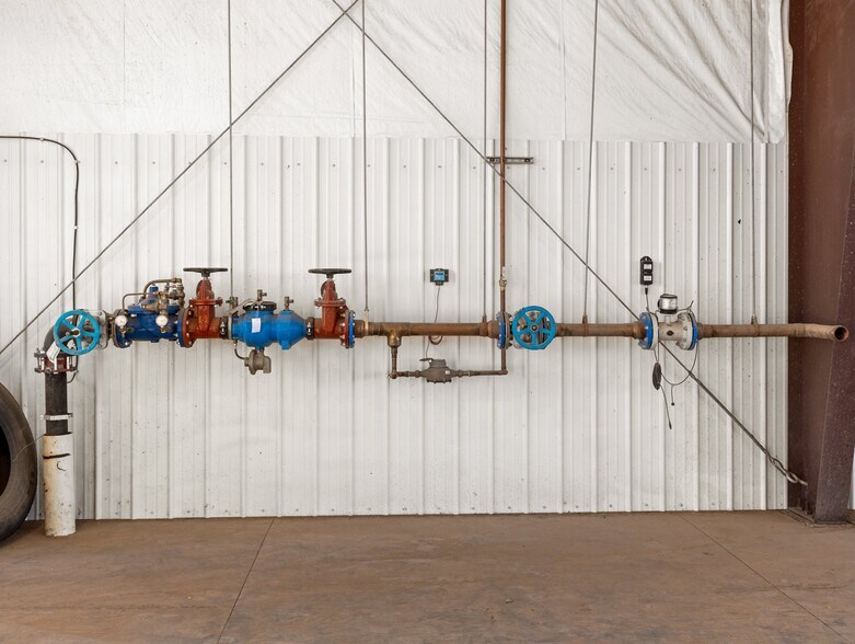 More Photos Of 20 Monarch Ln, Pueblo Industrial For Sale