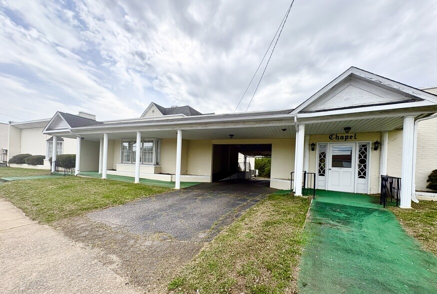 More Photos Of 2025 N Main St, Danville Religious Facility For Sale