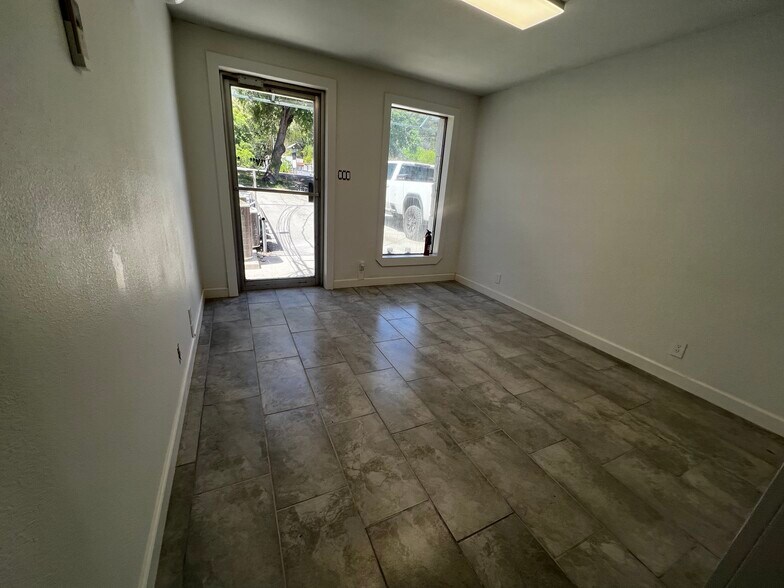 More Photos Of 2015 FM 2673, Canyon Lake Apartments For Lease