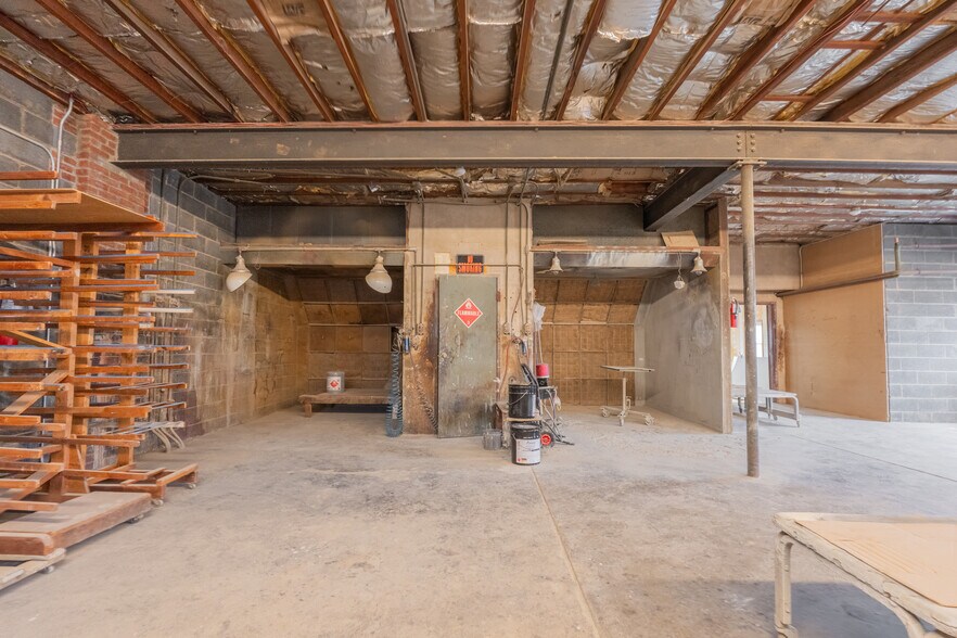 More Photos Of 209-211 Central Ave, East Newark Manufacturing For Sale