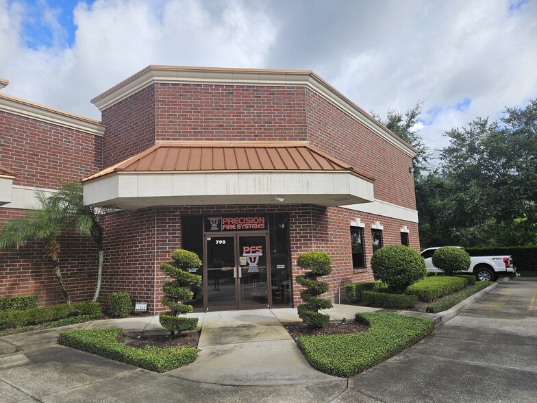 Primary Photo Of 770-790 Monroe Rd, Sanford Showroom For Lease