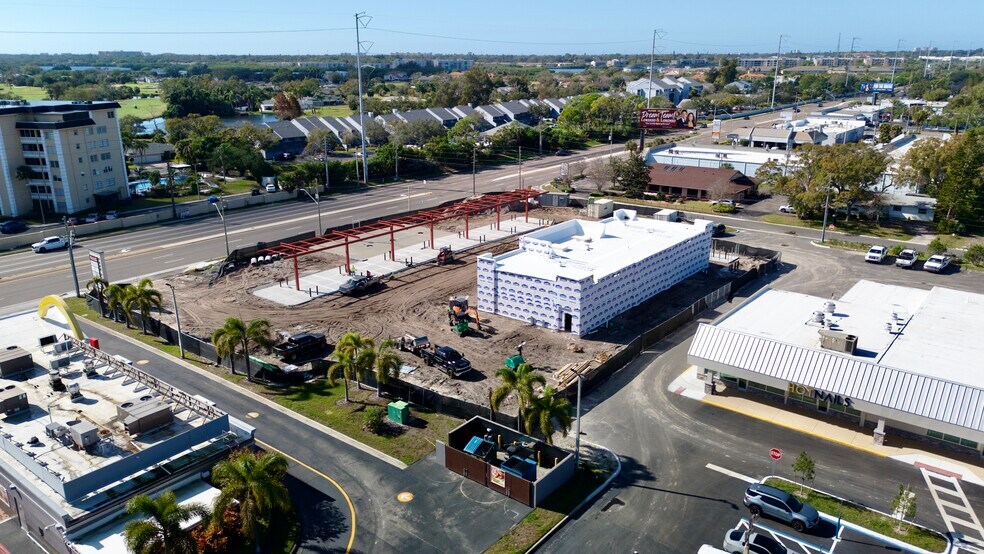 More Photos Of 7562- 7600 Starkey Road rd, Seminole General Retail For Lease