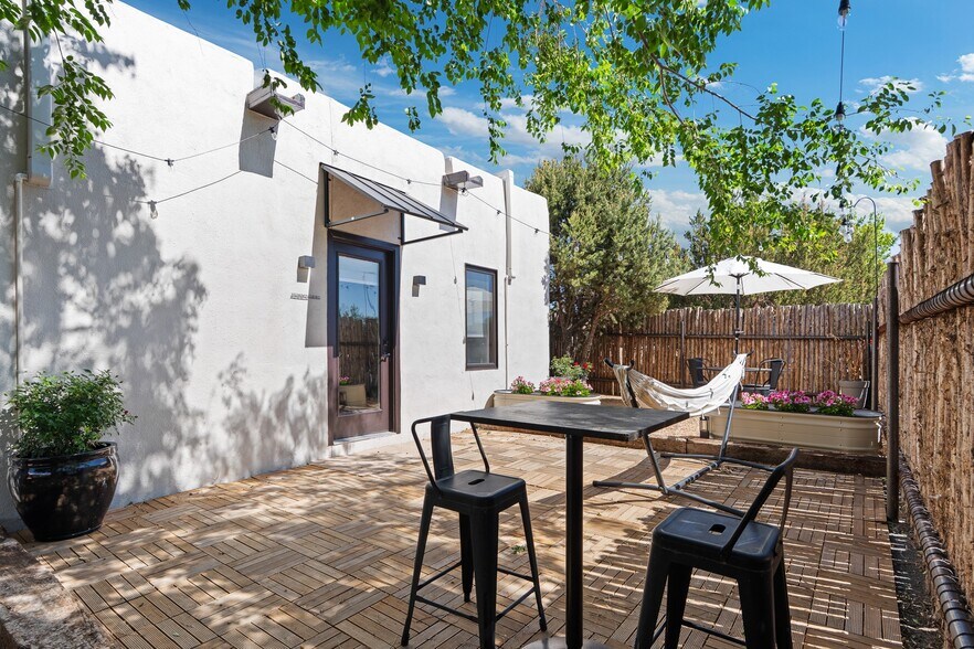 More Photos Of 4 N Chamisa Dr, Santa Fe Specialty For Sale