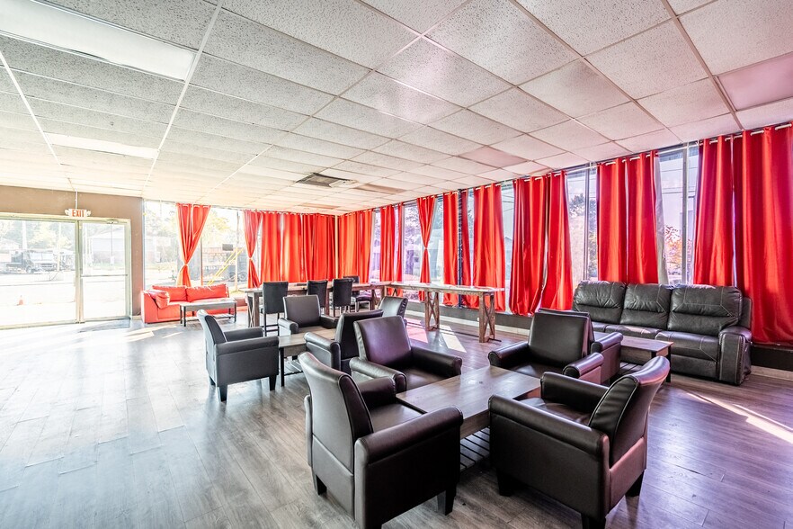 More Photos Of 601 W 4th St, North Little Rock Light Manufacturing For Sale