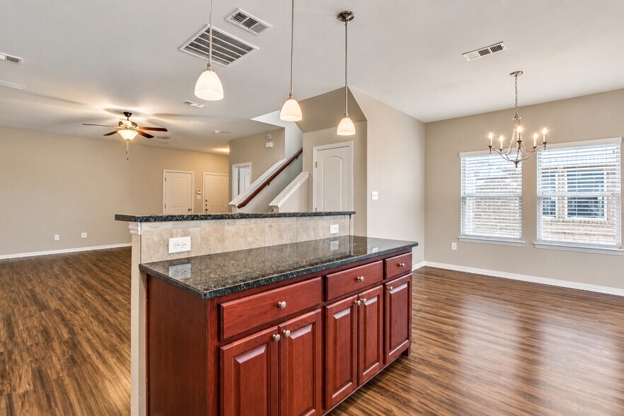 More Photos Of 4917 Sanger Circle Dr, Sanger Multifamily For Sale
