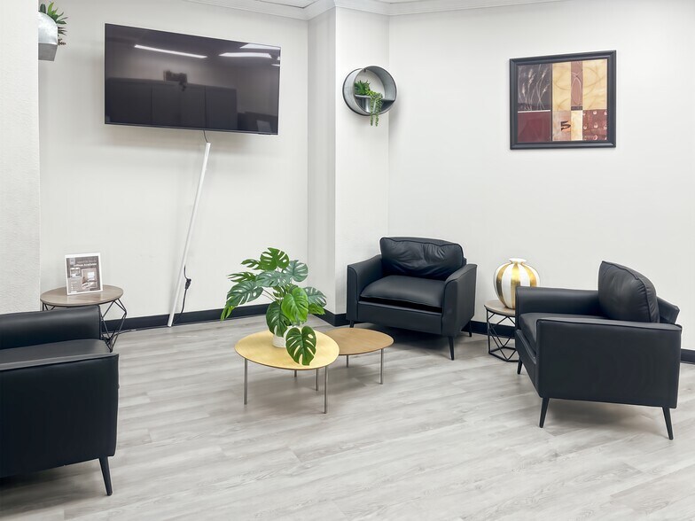 More Photos Of 200 S Andrews Ave, Fort Lauderdale Coworking Space
