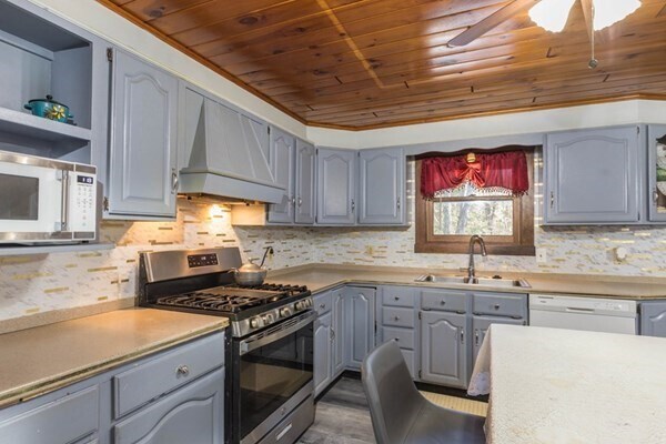 More Photos Of 234 Baldwinville State Rd, Winchendon Specialty For Sale