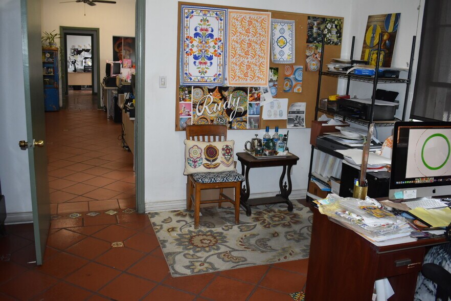 More Photos Of 851 E 60th St, Los Angeles Warehouse For Sale