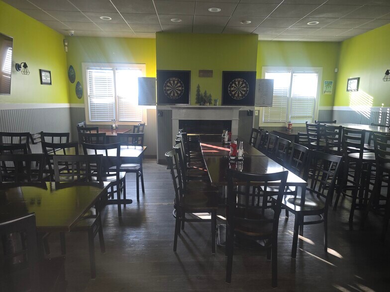 More Photos Of 48 School St, Lincoln Restaurant For Sale