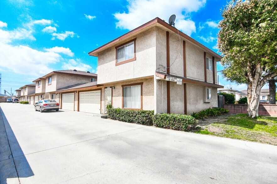 More Photos Of 9112 Cedar St, Bellflower Multifamily For Sale