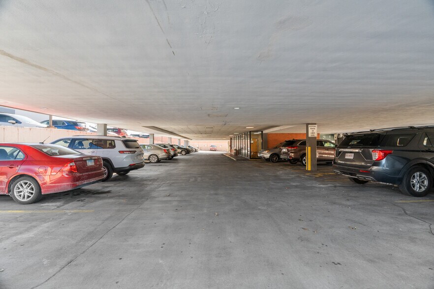 More Photos Of 6744 Clayton Rd, Richmond Heights Medical For Lease