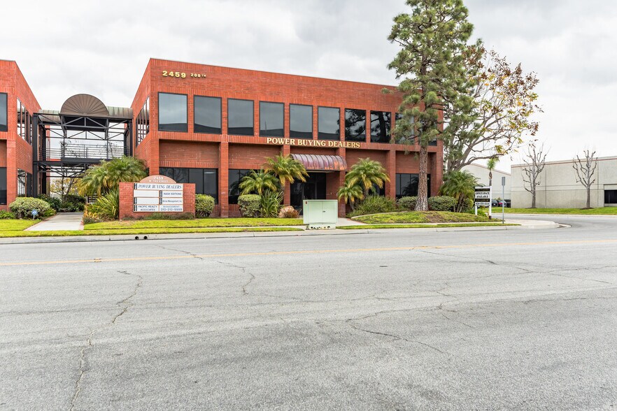 More Photos Of 2459 W 208th St, Torrance Office For Lease