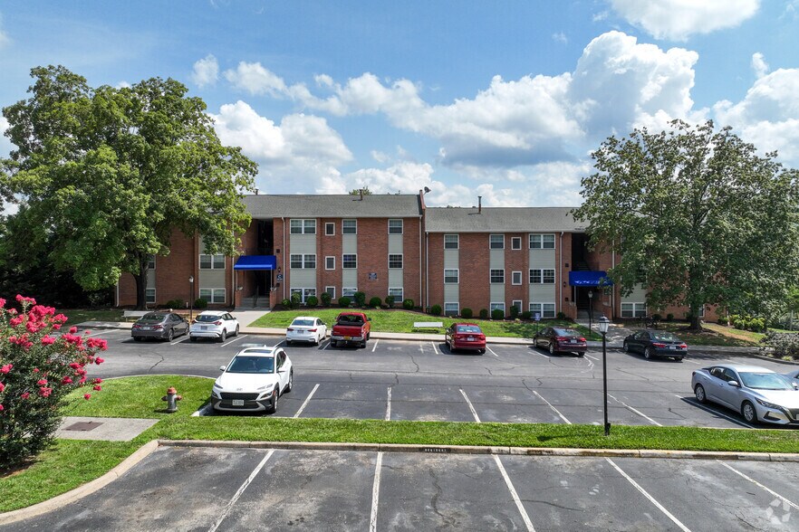 More Photos Of 777 Roanoke Blvd, Salem Apartments For Sale