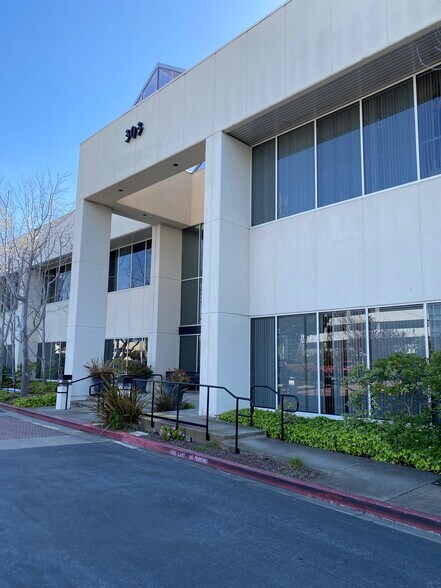More Photos Of 303 Vintage Park Dr, Foster City Office For Sale