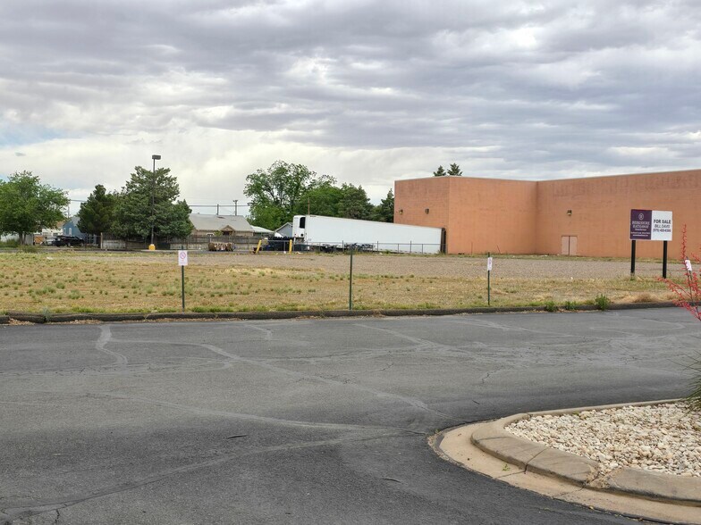 More Photos Of 1100 Block Main Street St, Roswell Land For Sale