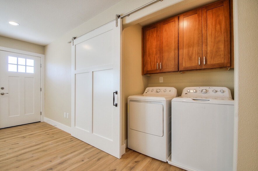 More Photos Of 284 I St, Livermore Apartments For Sale