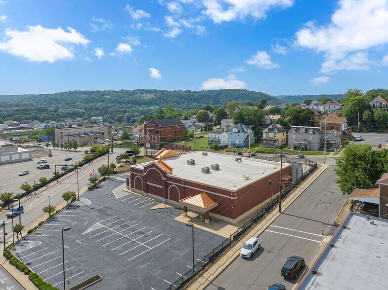 More Photos Of 351 Brighton Ave, Rochester Freestanding For Lease