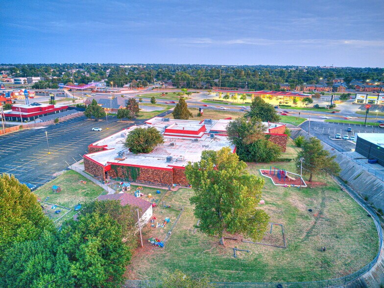 More Photos Of 6009 NW Expressway St, Oklahoma City Specialty For Sale