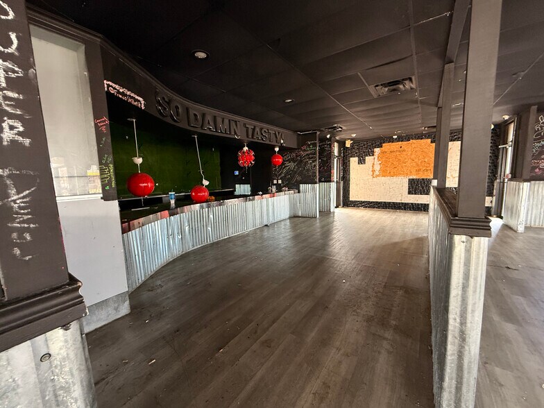 More Photos Of 7820 Fulton St, Houston Restaurant For Sale