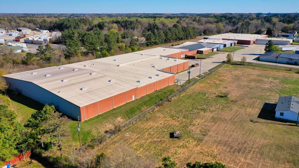 More Photos Of 599 Raleigh Rd, Henderson Warehouse For Lease
