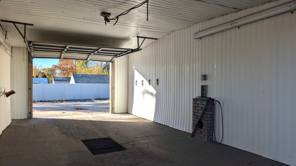 More Photos Of 2337 Washington Rd, Washington Carwash For Sale