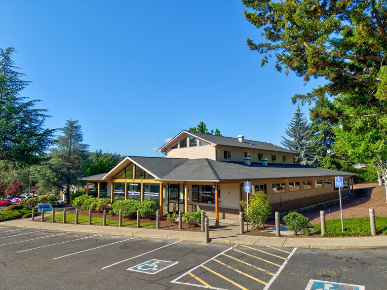 More Photos Of 277 Medical Loop, Roseburg Medical For Lease