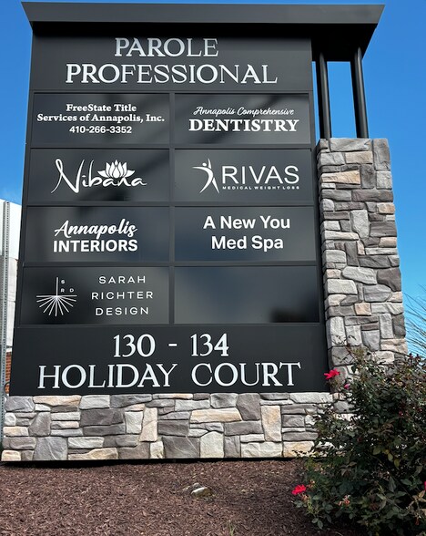 More Photos Of 130-134 Holiday Ct, Annapolis Office For Lease