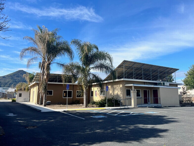 More Photos Of 17660 Monterey Rd, Morgan Hill Medical For Lease