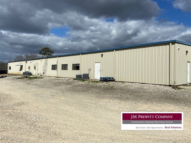 More Photos Of 1593 Highway 146 Bypass hwy, Liberty Warehouse For Sale